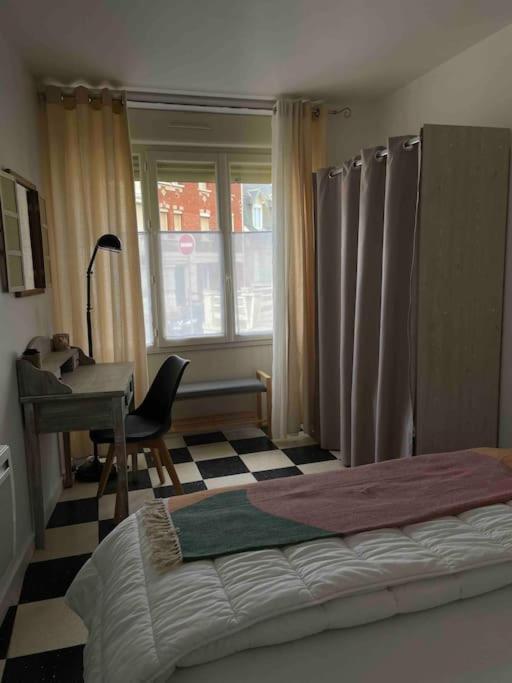 Au Parisien Lägenhet Ault Exteriör bild